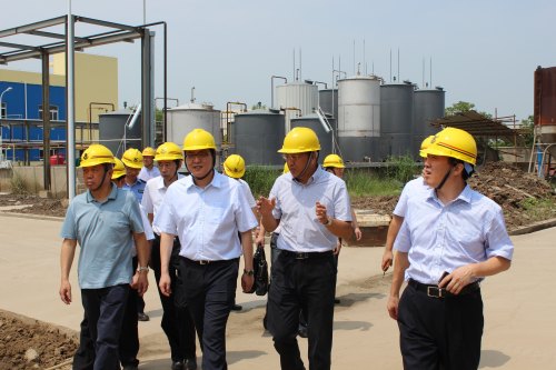 2014年8月26日，張家港市市長(zhǎng)朱立凡、副市長(zhǎng)黃亞平一行來華瑞視察